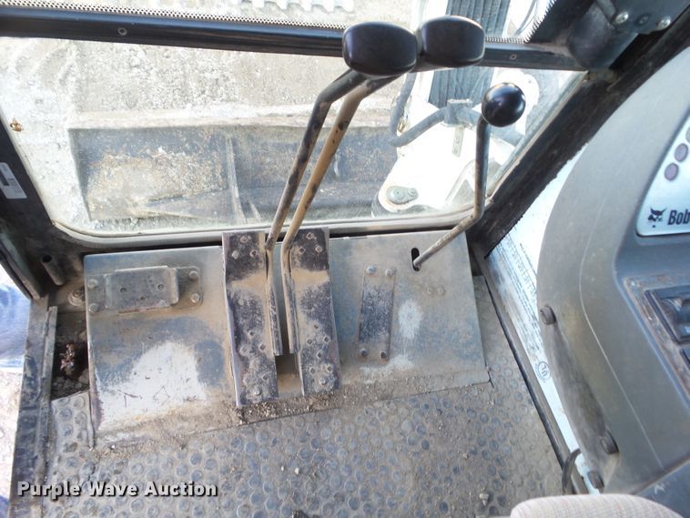 image for item DA7033 2006 Bobcat 442C  mini excavator