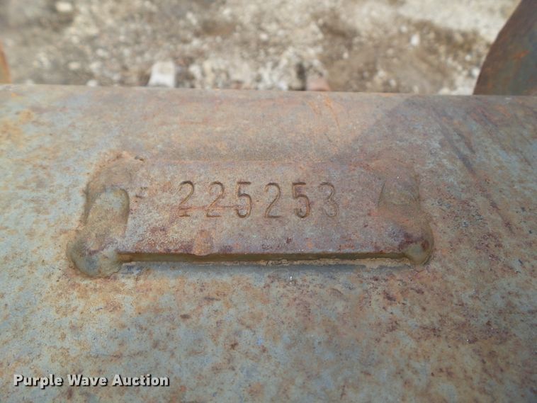 image for item DA7033 2006 Bobcat 442C  mini excavator