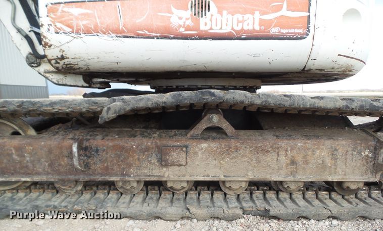 image for item DA7033 2006 Bobcat 442C  mini excavator