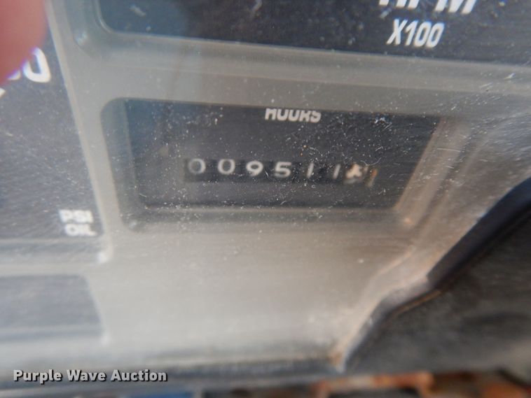 image for item DF6733 2002 International 4900  dump truck