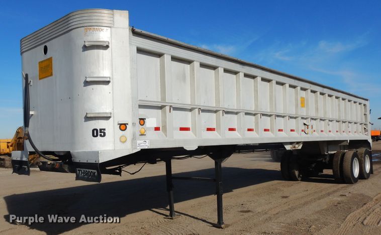 image for item DF6741 1983 Ti-Brook end dump trailer