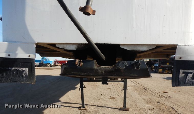 image for item DF6741 1983 Ti-Brook end dump trailer