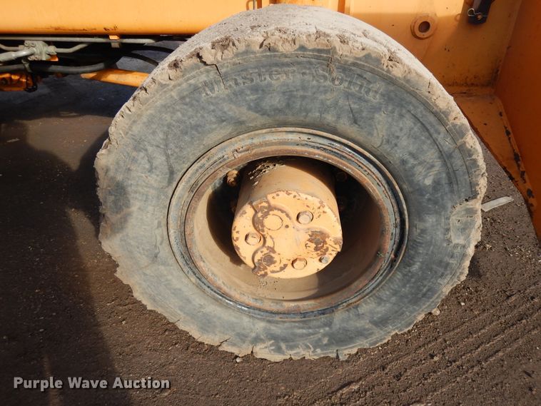 image for item DF6742 1988 Case 1188P  wheeled excavator