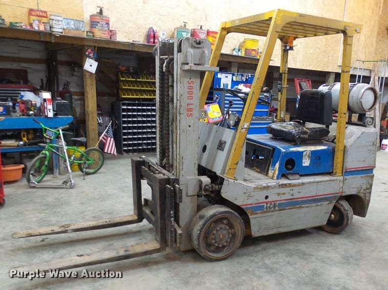 image for item DG2162 TCM FCG30N4  forklift