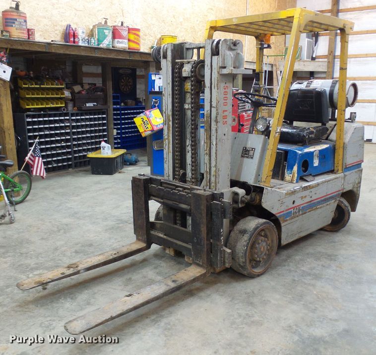 image for item DG2162 TCM FCG30N4  forklift