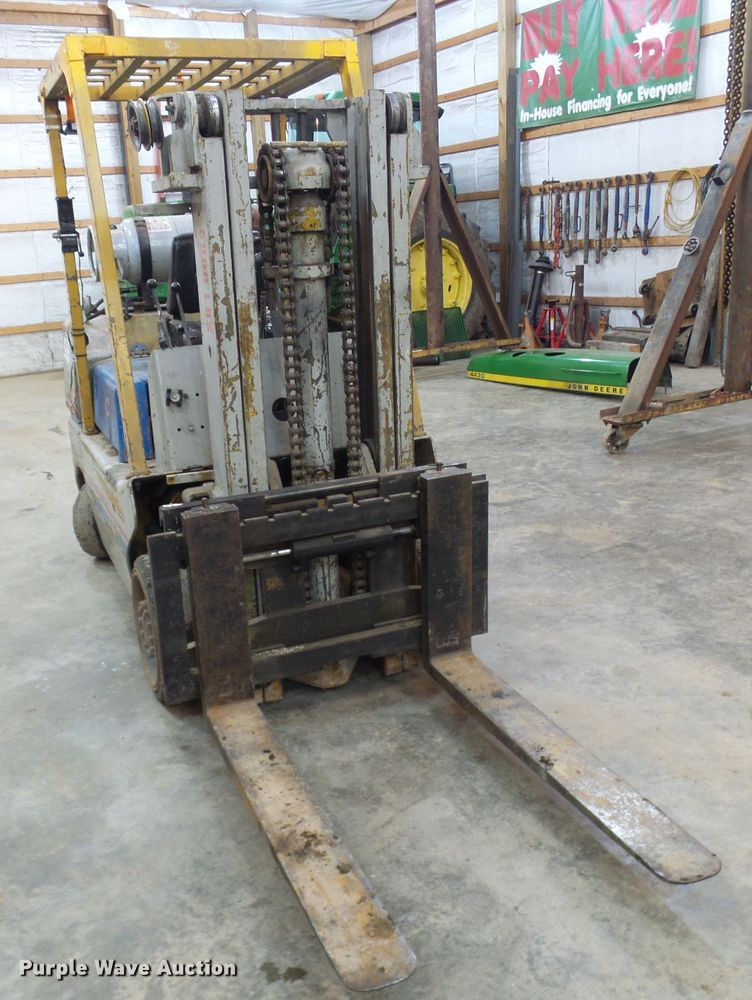 image for item DG2162 TCM FCG30N4  forklift