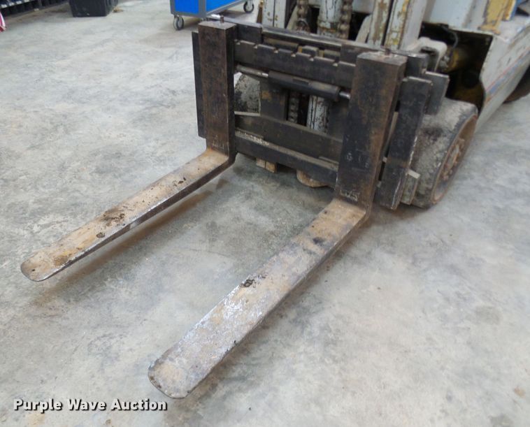 image for item DG2162 TCM FCG30N4  forklift