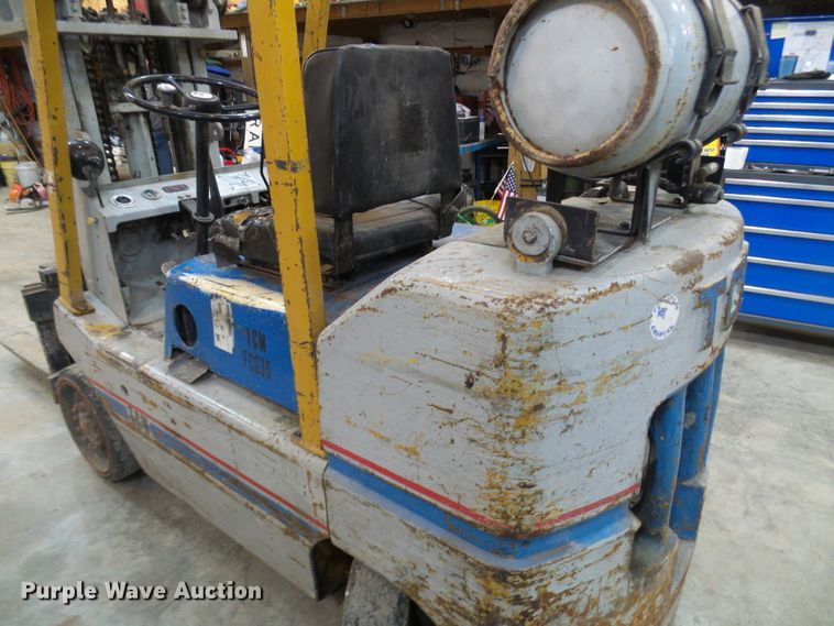 image for item DG2162 TCM FCG30N4  forklift