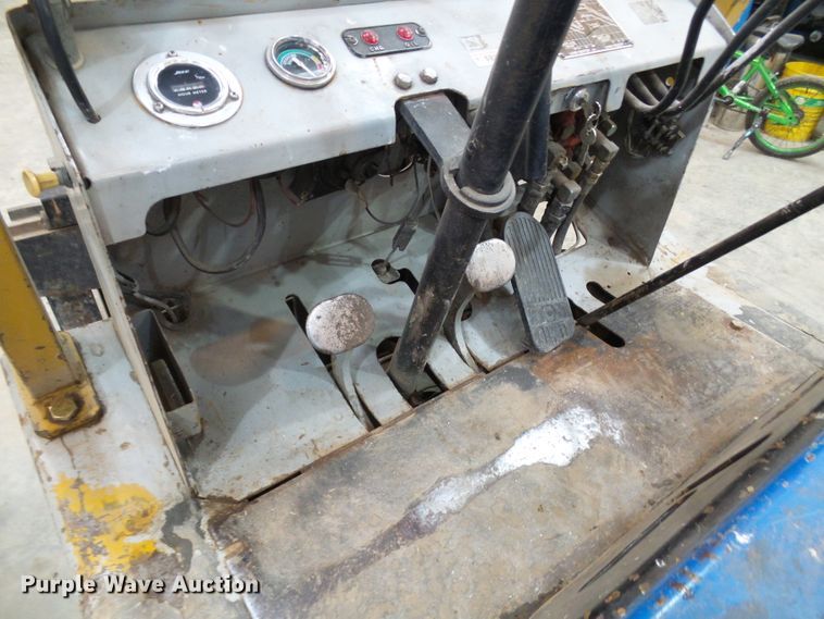 image for item DG2162 TCM FCG30N4  forklift