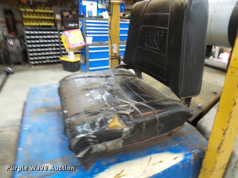 image for item DG2162 TCM FCG30N4  forklift