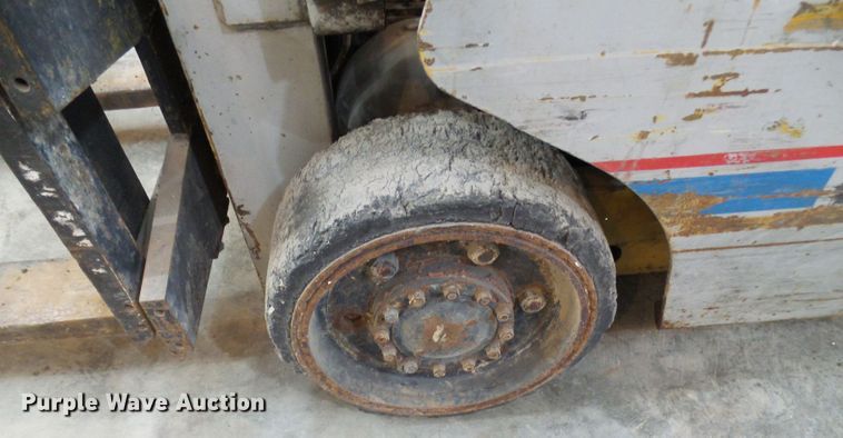 image for item DG2162 TCM FCG30N4  forklift