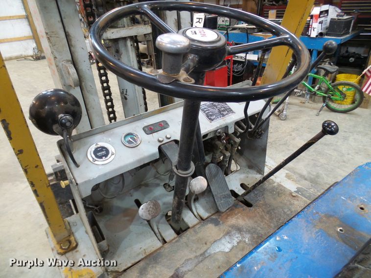 image for item DG2162 TCM FCG30N4  forklift