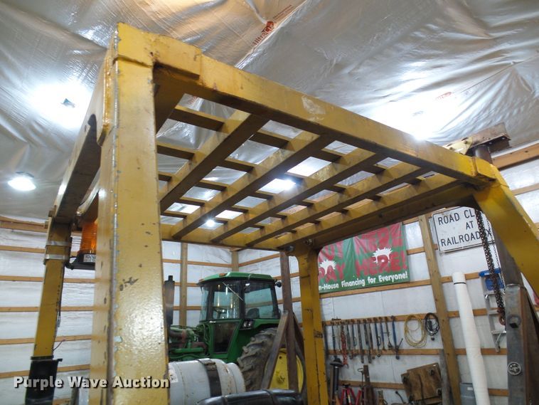image for item DG2162 TCM FCG30N4  forklift