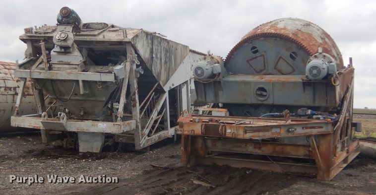 image for item DH5100 Uni-Rover 1048 concrete batch plant