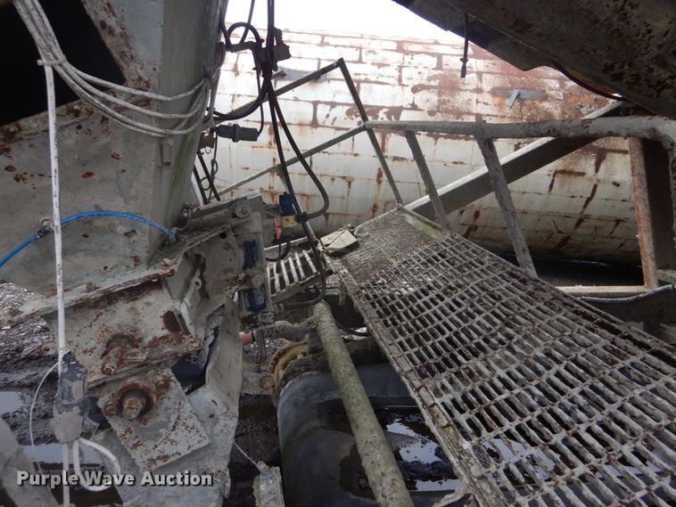 image for item DH5100 Uni-Rover 1048 concrete batch plant