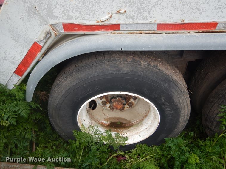 image for item DH5100 Uni-Rover 1048 concrete batch plant