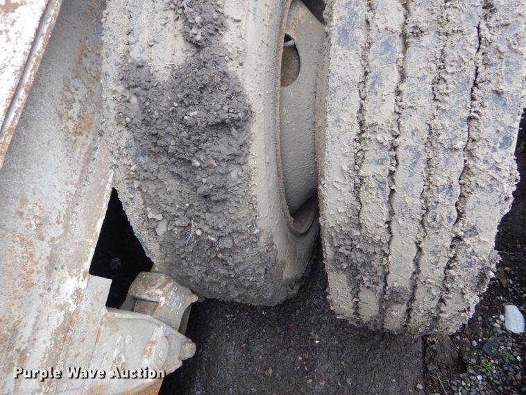 image for item DH5100 Uni-Rover 1048 concrete batch plant