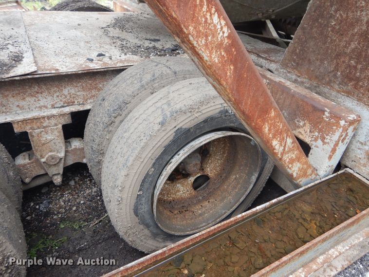 image for item DH5100 Uni-Rover 1048 concrete batch plant