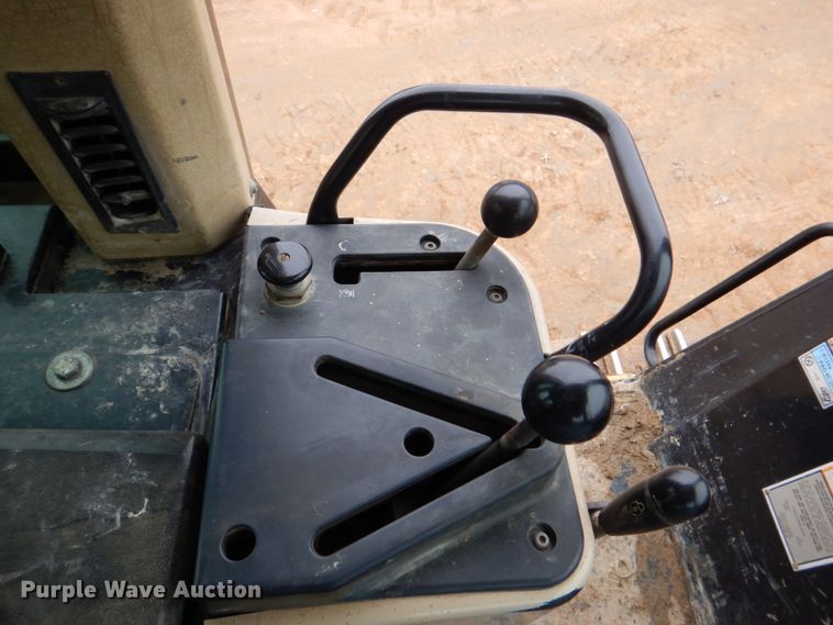 image for item DH5430 2001 Caterpillar 963C  track loader