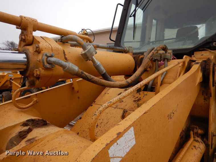 image for item DH5430 2001 Caterpillar 963C  track loader