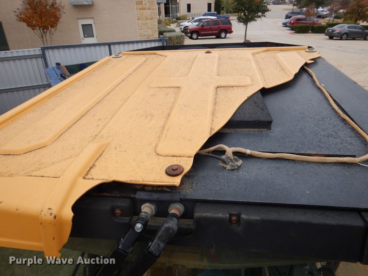 image for item DH5430 2001 Caterpillar 963C  track loader