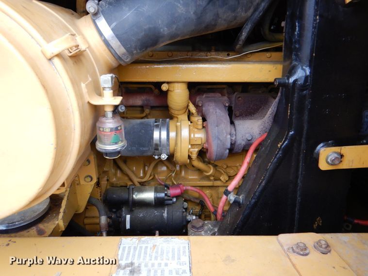 image for item DH5430 2001 Caterpillar 963C  track loader