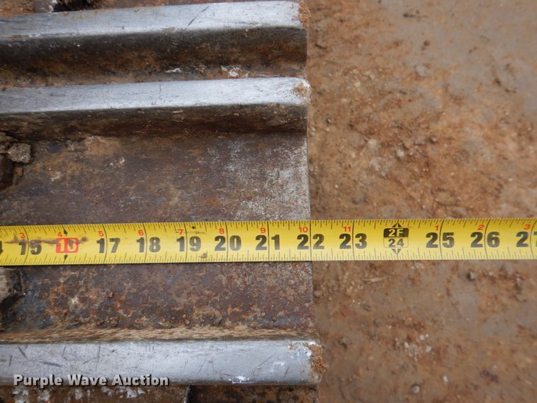 image for item DH5430 2001 Caterpillar 963C  track loader