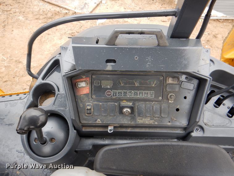 image for item DH5431 2005 John Deere 310G  backhoe