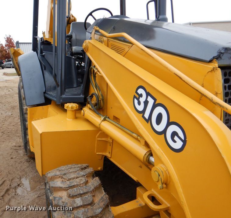 image for item DH5431 2005 John Deere 310G  backhoe