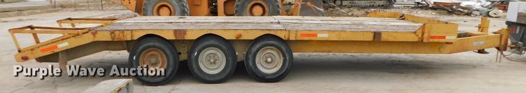 image for item DH6651 1980 Carrier King 2000 equipment trailer