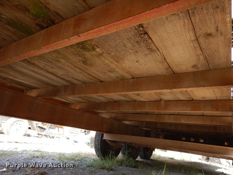 image for item DH6651 1980 Carrier King 2000 equipment trailer