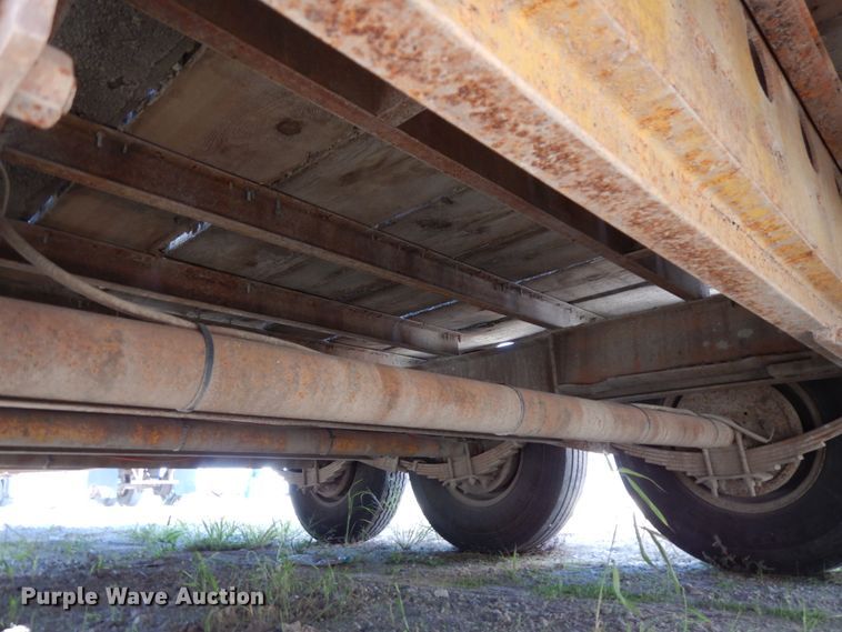 image for item DH6651 1980 Carrier King 2000 equipment trailer