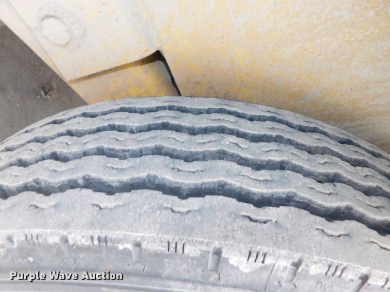 image for item DH6651 1980 Carrier King 2000 equipment trailer