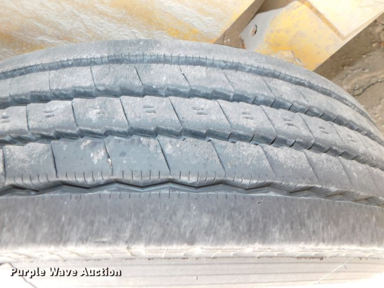 image for item DH6651 1980 Carrier King 2000 equipment trailer