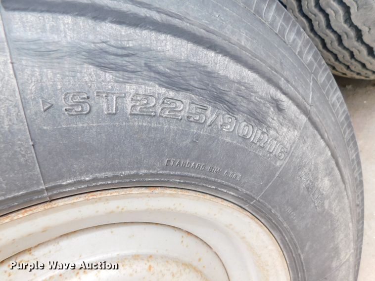 image for item DH6651 1980 Carrier King 2000 equipment trailer