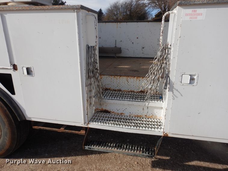 image for item DI3642 2006 Ford F750 Super Duty  forestry bucket truck