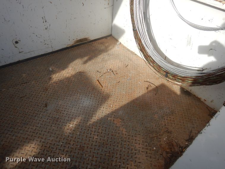 image for item DI3642 2006 Ford F750 Super Duty  forestry bucket truck