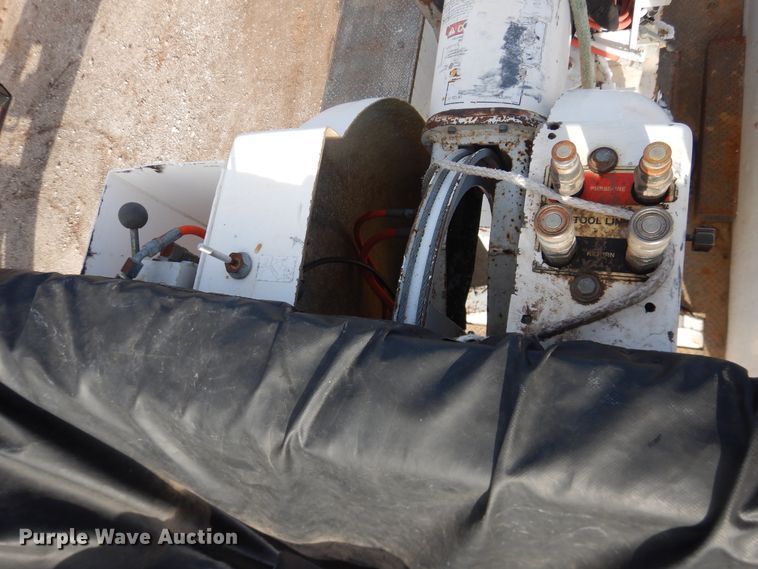 image for item DI3642 2006 Ford F750 Super Duty  forestry bucket truck