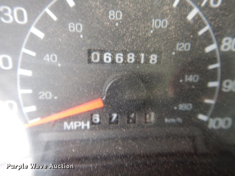 image for item DI3642 2006 Ford F750 Super Duty  forestry bucket truck