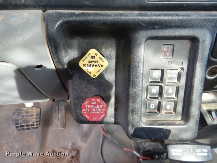 image for item DI3642 2006 Ford F750 Super Duty  forestry bucket truck