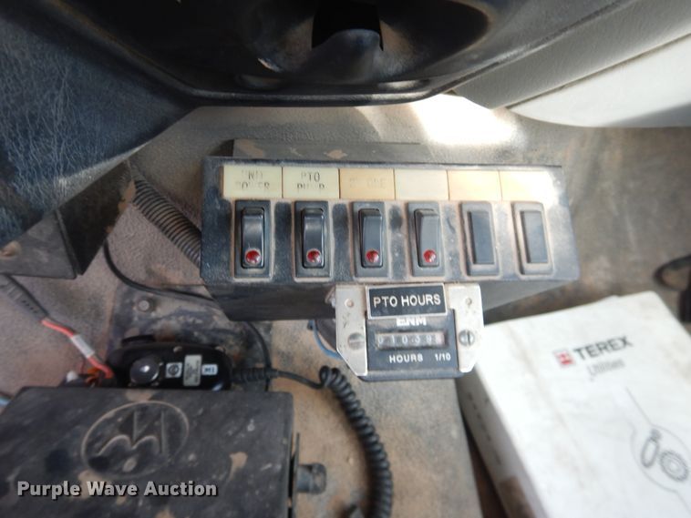 image for item DI3642 2006 Ford F750 Super Duty  forestry bucket truck