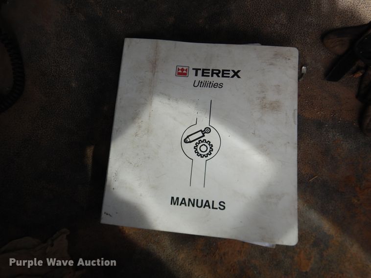 image for item DI3642 2006 Ford F750 Super Duty  forestry bucket truck