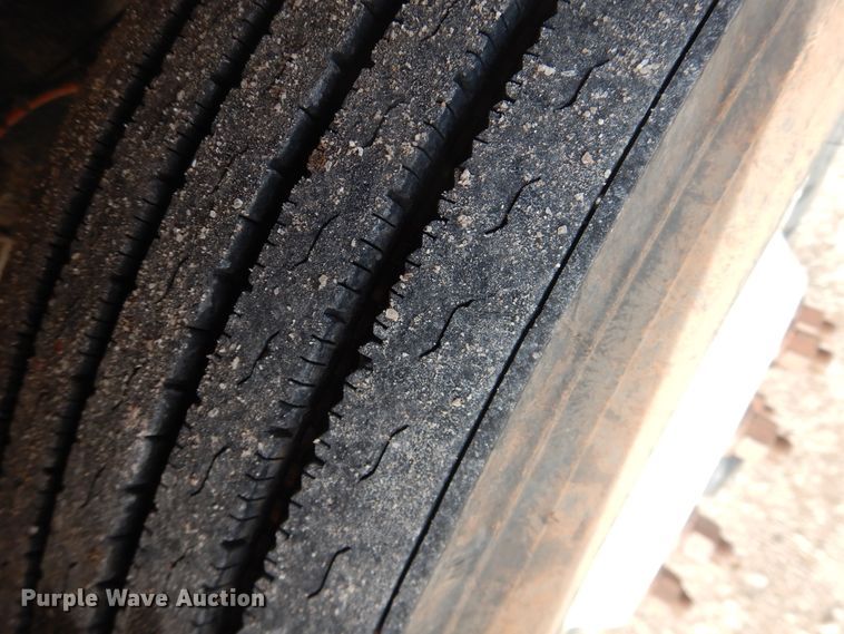 image for item DI3642 2006 Ford F750 Super Duty  forestry bucket truck