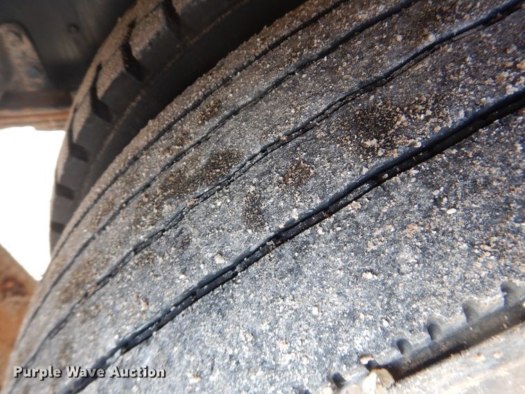 image for item DI3642 2006 Ford F750 Super Duty  forestry bucket truck