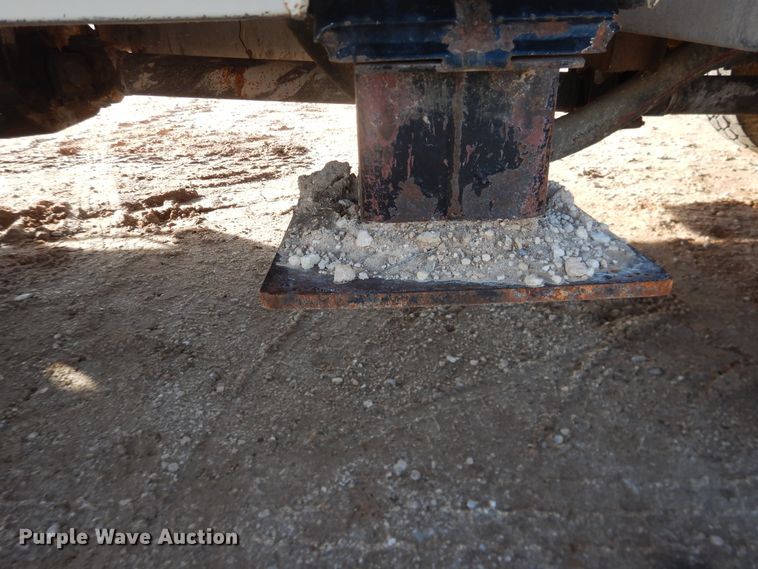 image for item DI3644 2002 GMC C8500  digger derrick truck