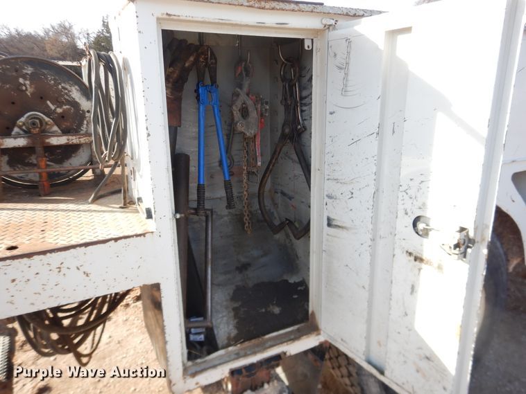 image for item DI3644 2002 GMC C8500  digger derrick truck