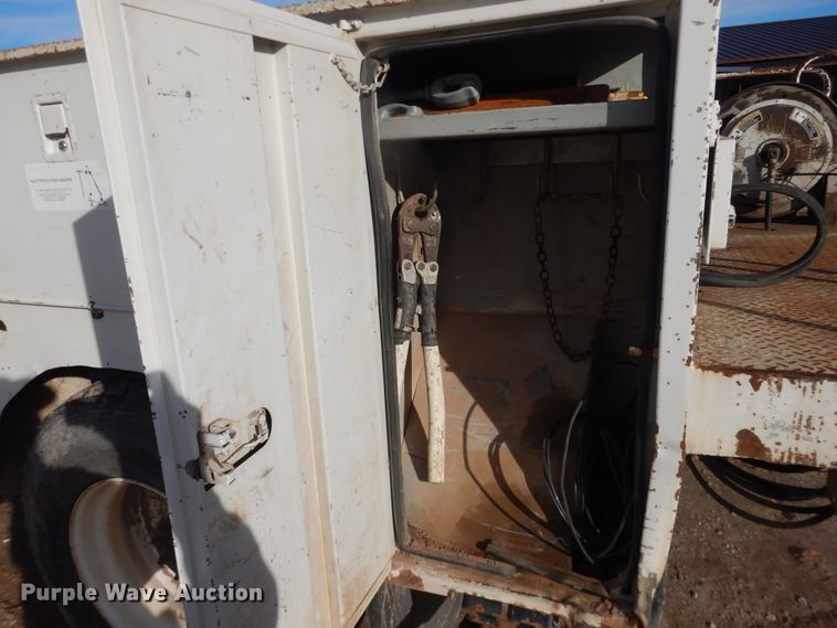 image for item DI3644 2002 GMC C8500  digger derrick truck