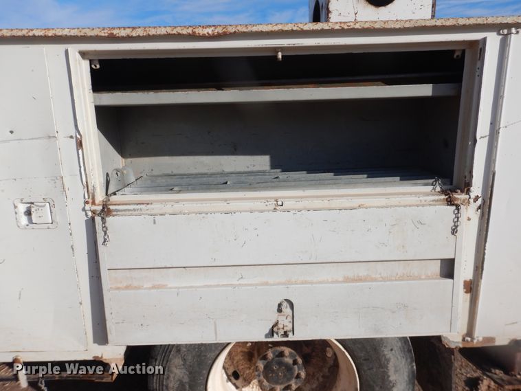 image for item DI3644 2002 GMC C8500  digger derrick truck