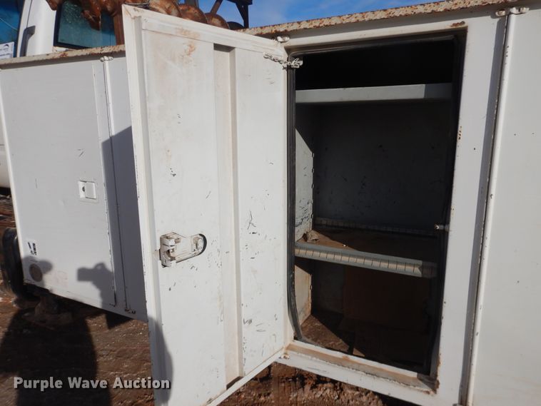 image for item DI3644 2002 GMC C8500  digger derrick truck