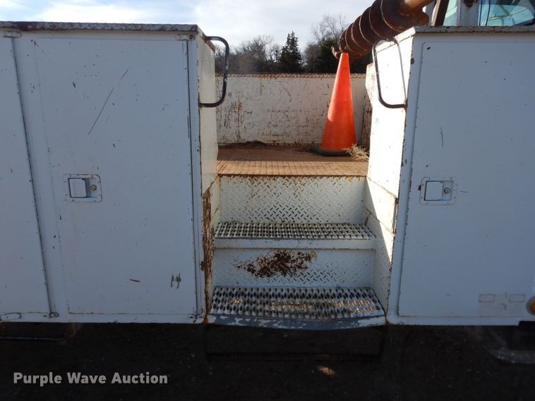 image for item DI3644 2002 GMC C8500  digger derrick truck